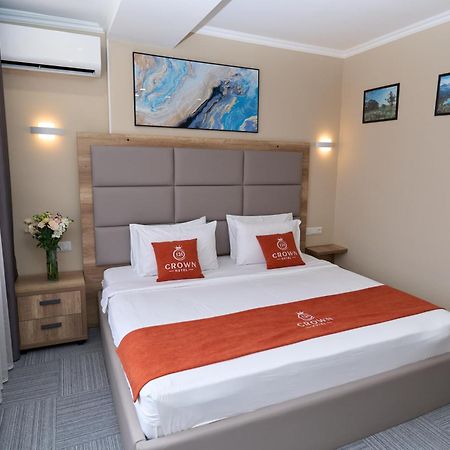 Crown Hotel Μπισκέκ Εξωτερικό φωτογραφία