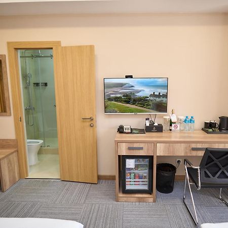 Crown Hotel Μπισκέκ Εξωτερικό φωτογραφία