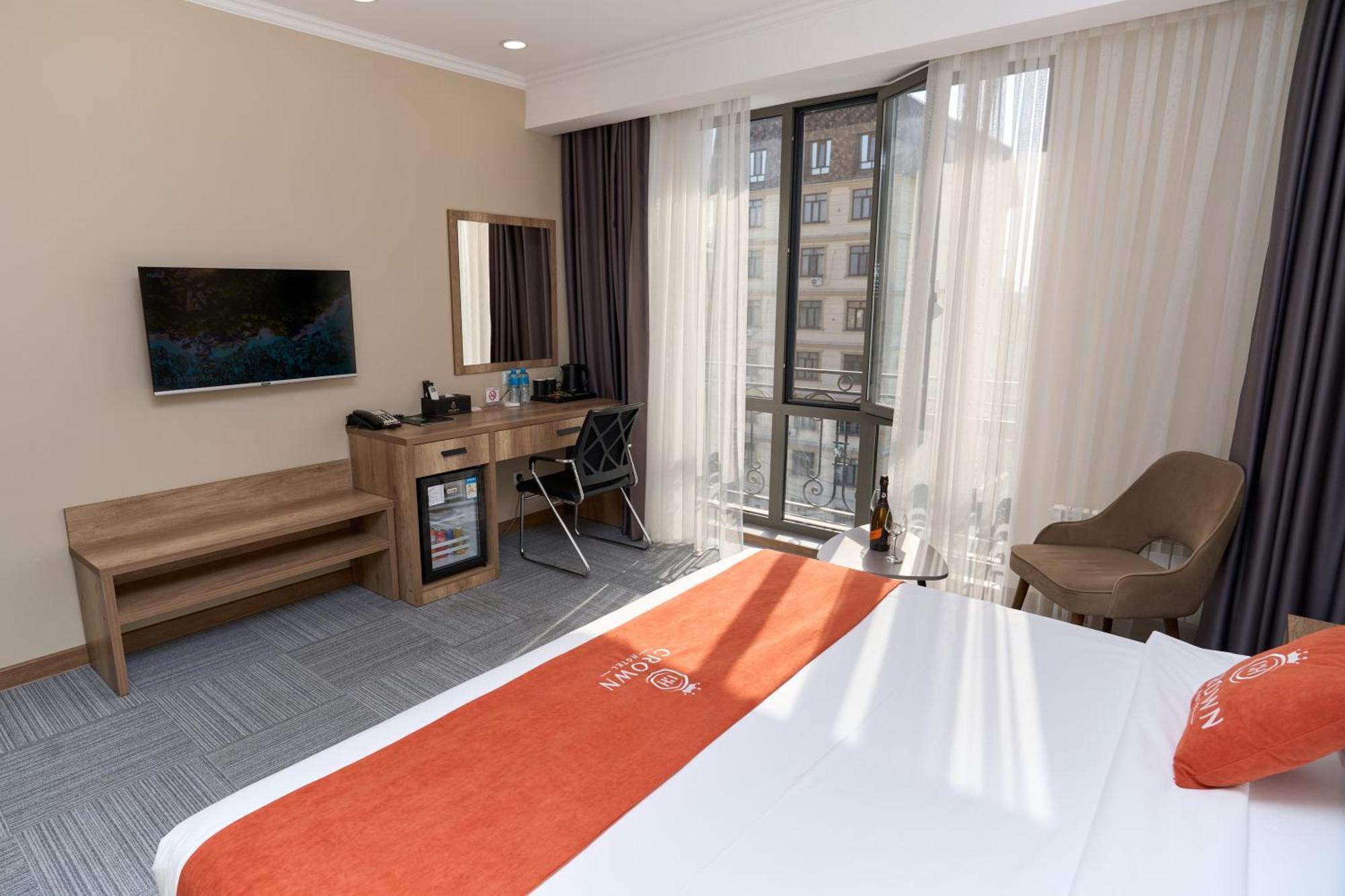 Crown Hotel Μπισκέκ Εξωτερικό φωτογραφία