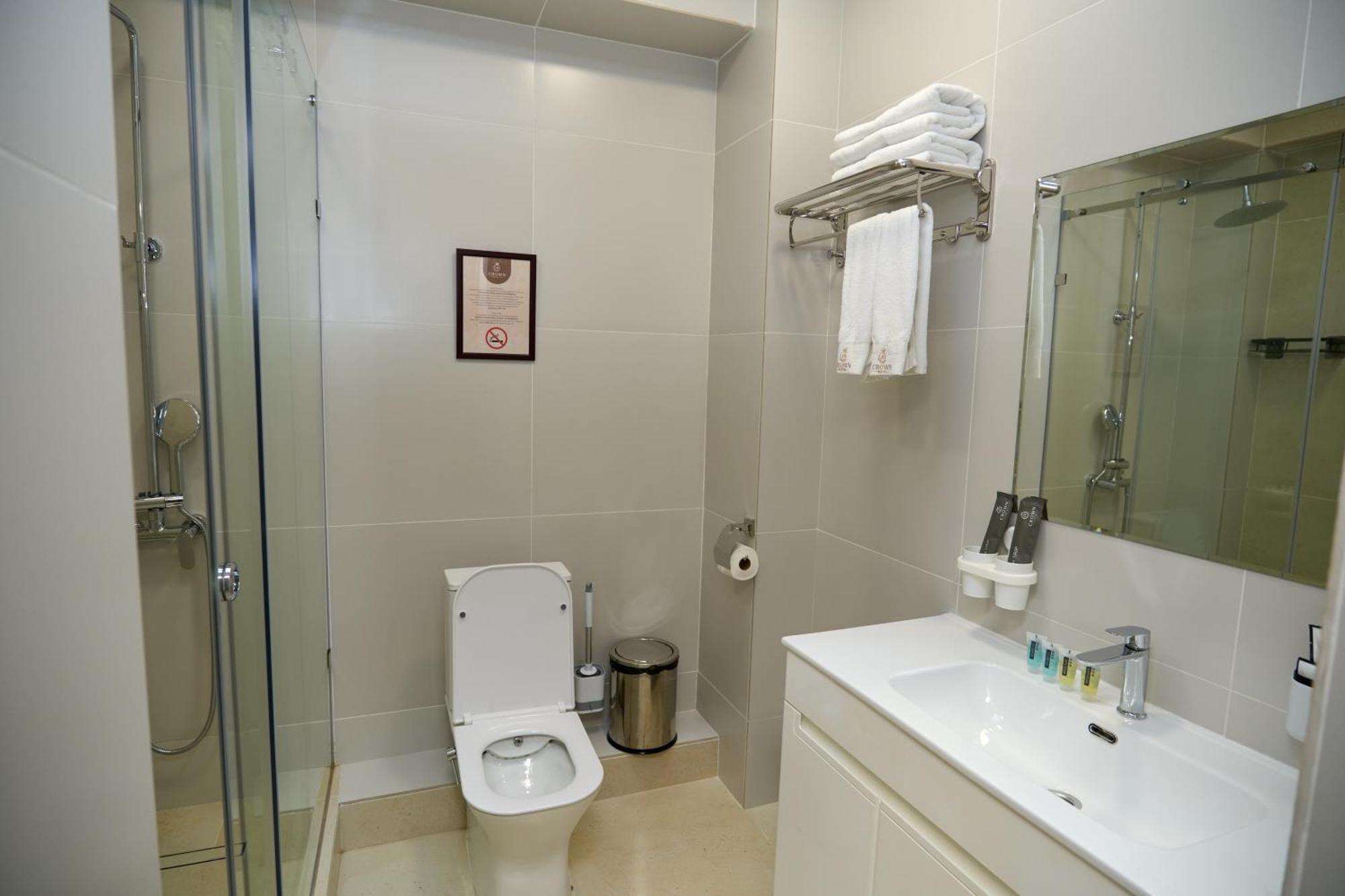 Crown Hotel Μπισκέκ Εξωτερικό φωτογραφία